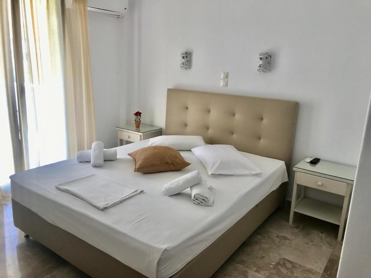 Vassiliki Rooms Páros Eksteriør billede