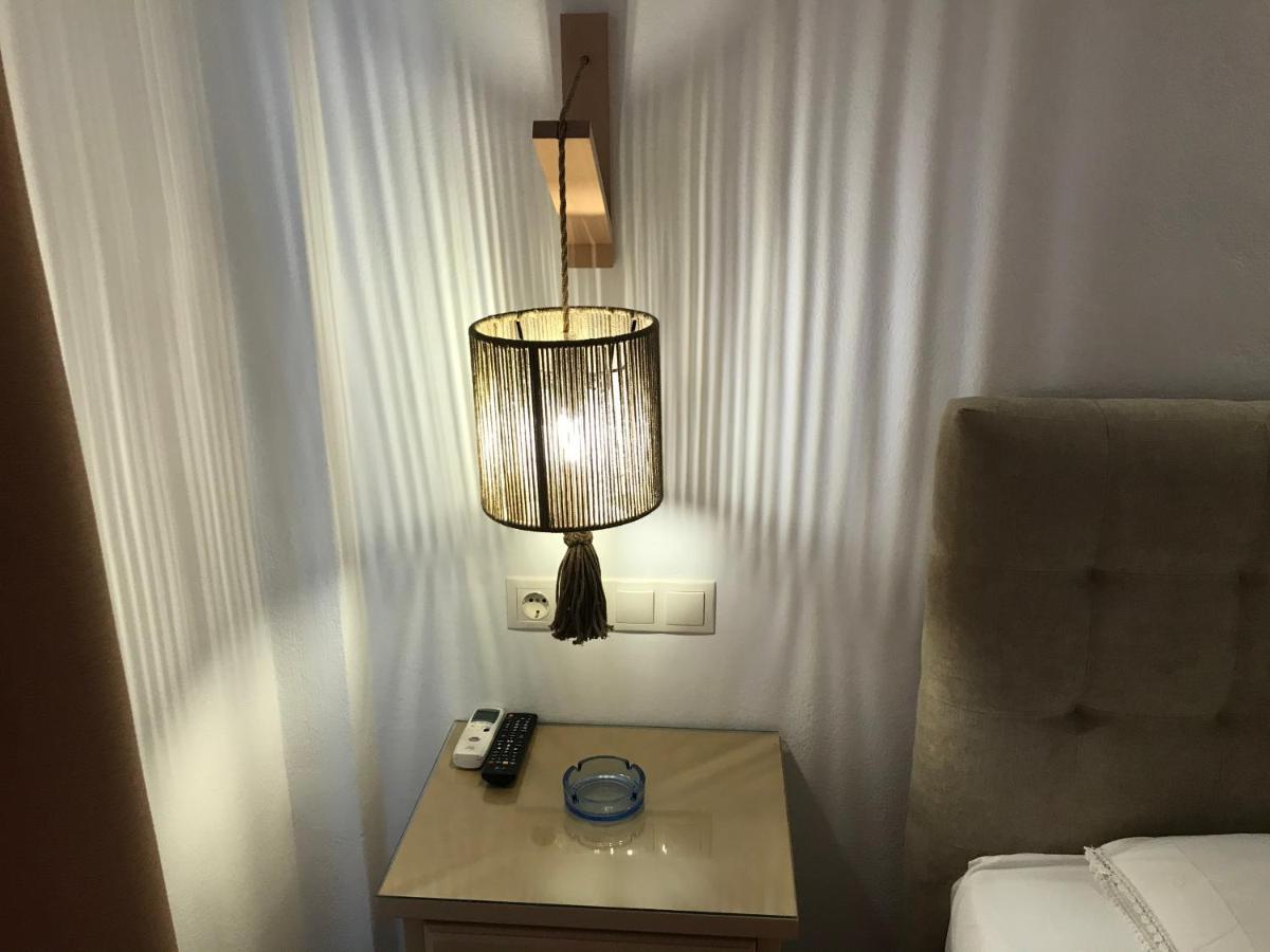 Vassiliki Rooms Páros Eksteriør billede
