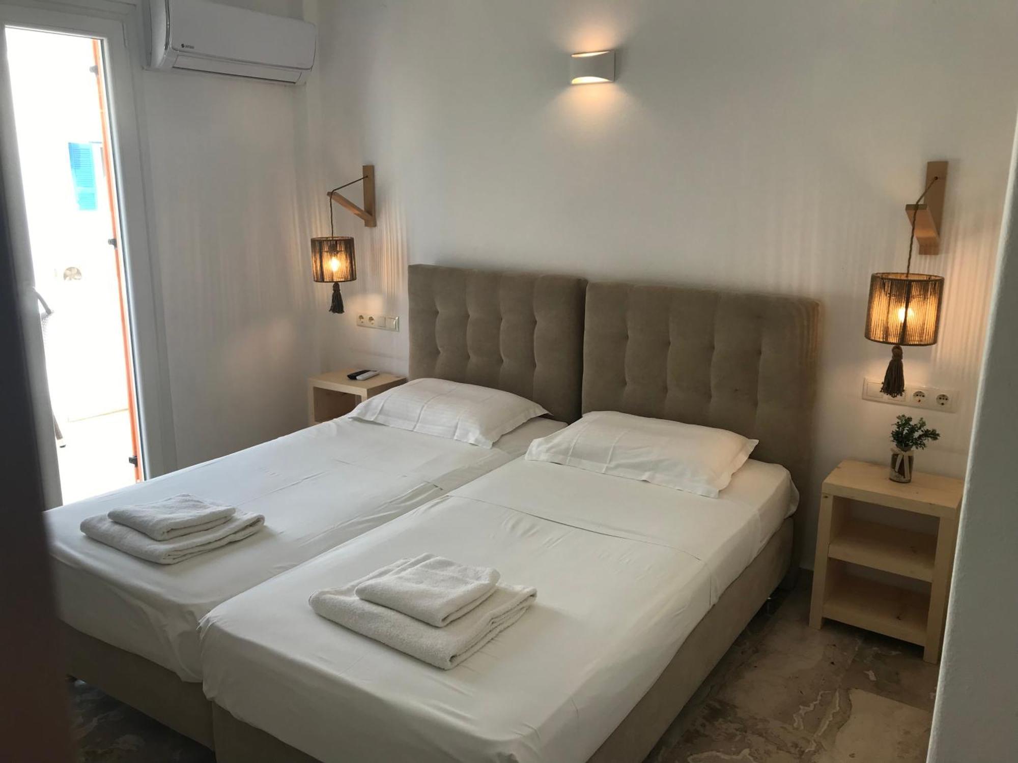 Vassiliki Rooms Páros Eksteriør billede